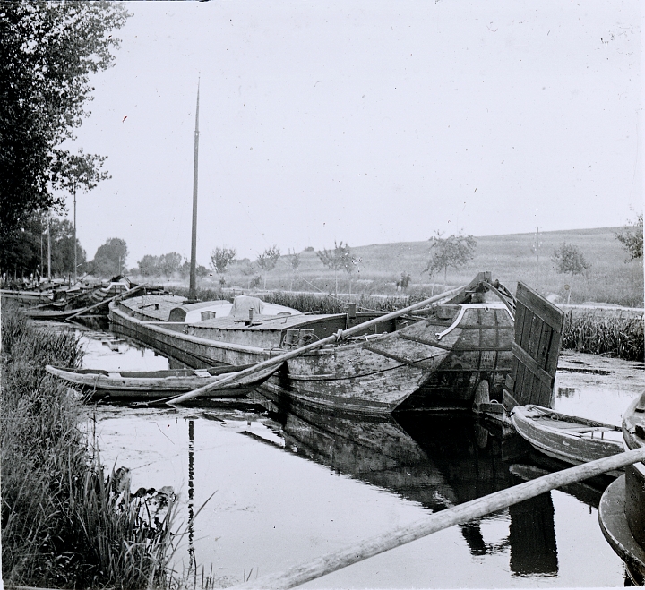 Box 18 Image 04.jpg